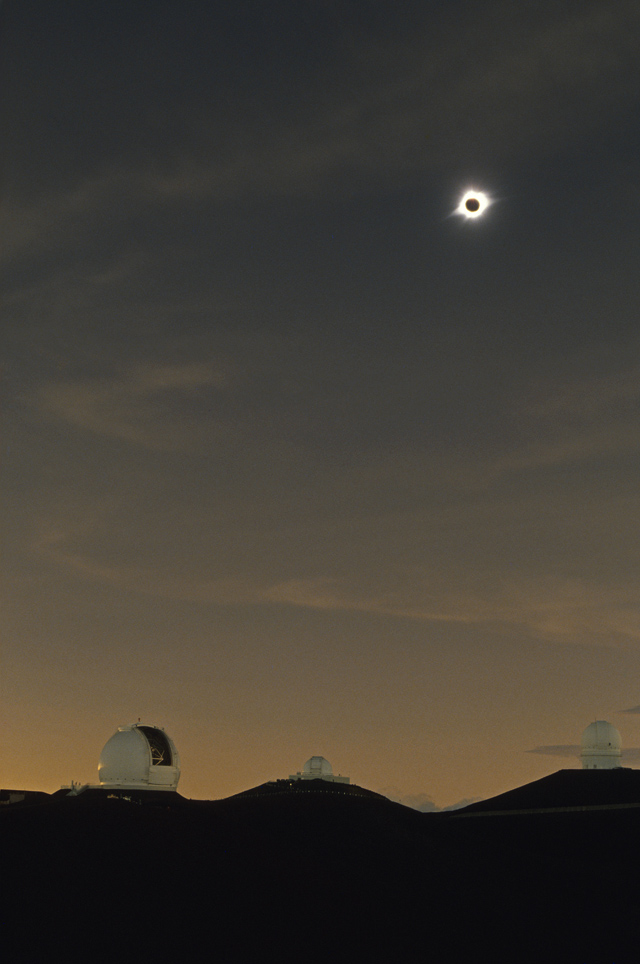 eclipse_au_mauna_kea_-.jpg
